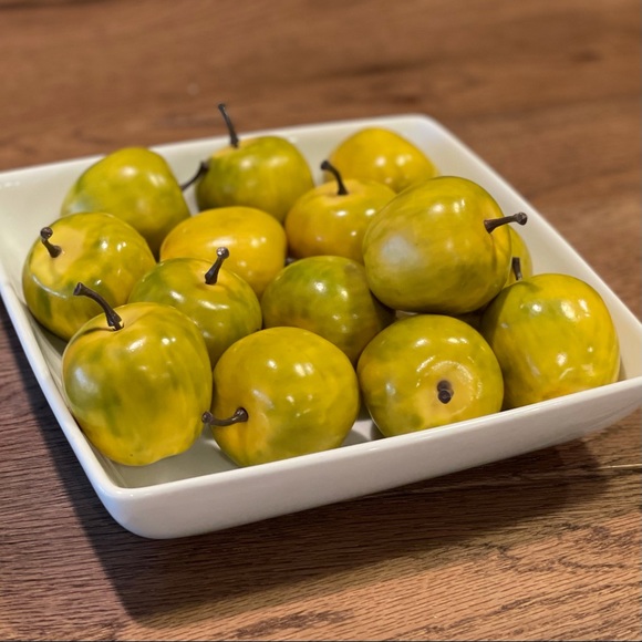 Green Apple Decorative Bowl Filler